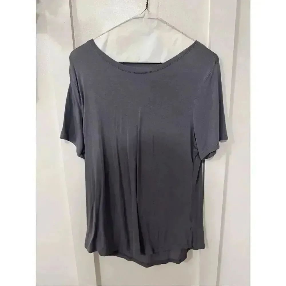 Old Navy Gray Short-Sleeve Tee - Crew Neck